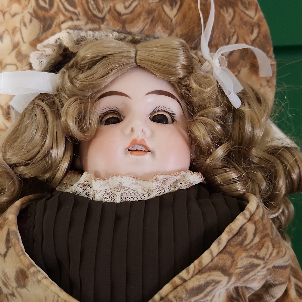 Vintage Bisque Doll W/jointed Leather Torso/thighs, Knit Socks And Vintage Dress - Picture 8 of 10